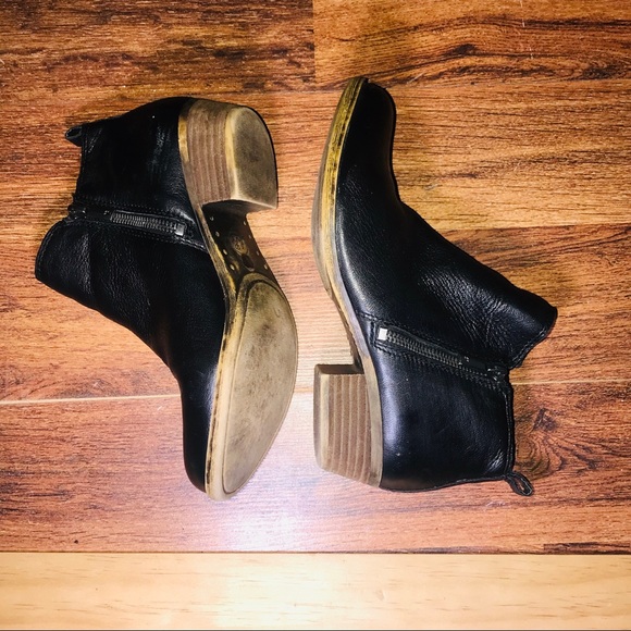 Lucky basil booties size 6 - Picture 5 of 6